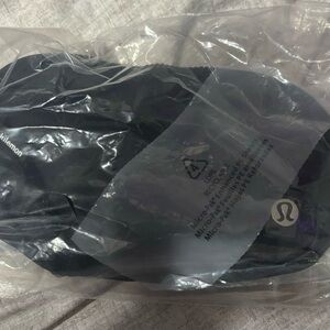 Lululemon belt bag 1L